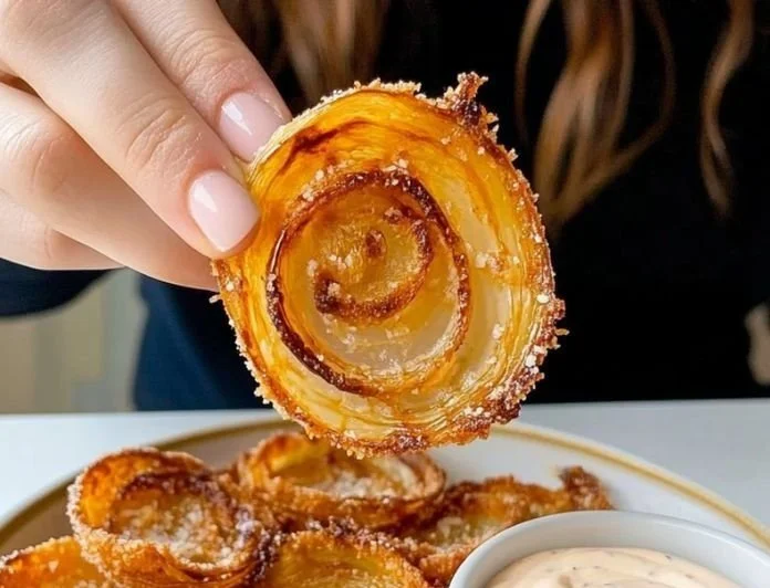 Crunchy low-carb baked onion rings served on a plate