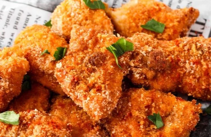 Cayenne Pepper Spice Chicken Nuggets 4 Crispy Cayenne Pepper Chicken Nuggets ready to enjoy with dipping sauce