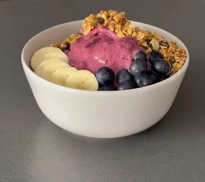 High Protein Breakfast Smoothie Bowl 6 High Protein Breakfast Smoothie Bowl