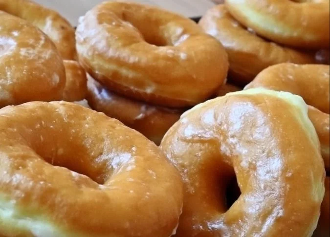 Mom’s Raised Doughnuts