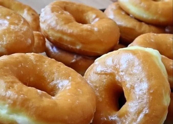 Mom’s Raised Doughnuts