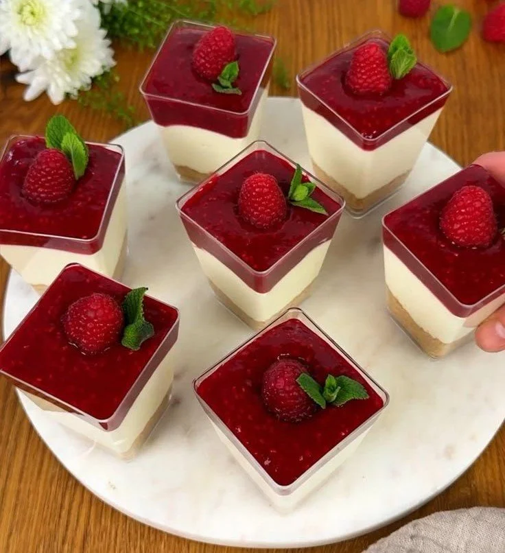 Raspberry Cheesecake in a Glass