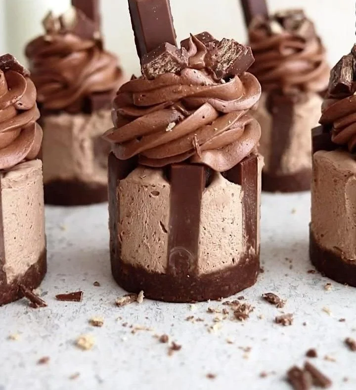 Vegan Mini Cheesecakes