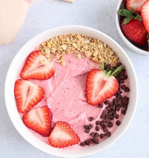 Creamy Smoothie Bowl 5 Creamy Smoothie Bowl