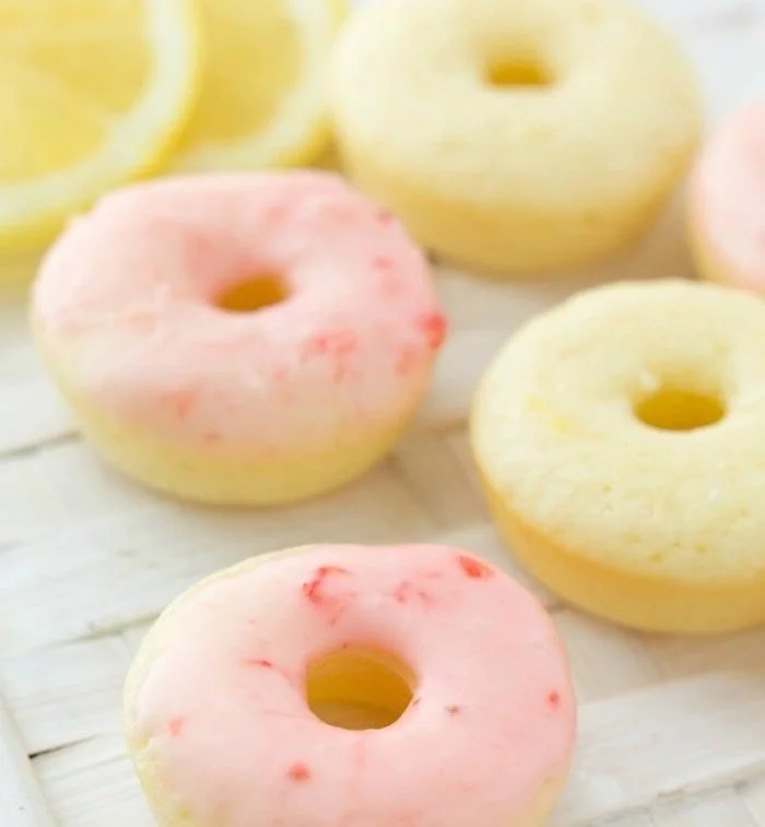 Mini Lemon Donuts: A Sunshine Delight